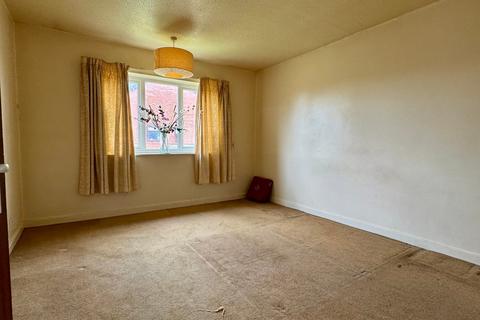 2 bedroom flat for sale, Hillary Drive, Hereford, HR4