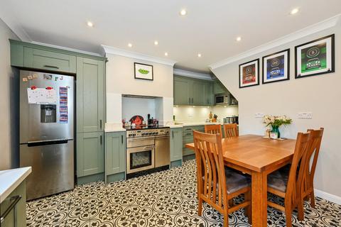 4 bedroom end of terrace house for sale, Sturt Road, Haslemere