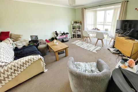 2 bedroom flat for sale, Waters Edge, Chester, Cheshire, CH1