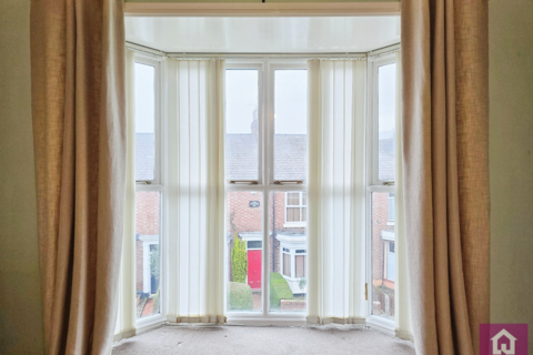 2 bedroom flat for sale, Waters Edge, Chester, Cheshire, CH1