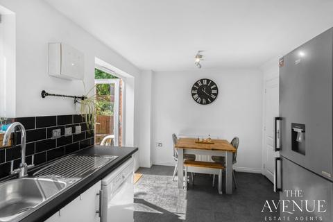 47 The Breeze, Brierley Hill, DY5 3AG