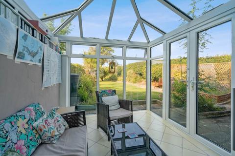 7 Hayfield Close, Bushey, WD23 3SX