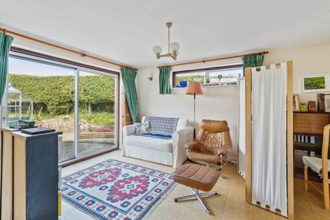 7 Hayfield Close, Bushey, WD23 3SX