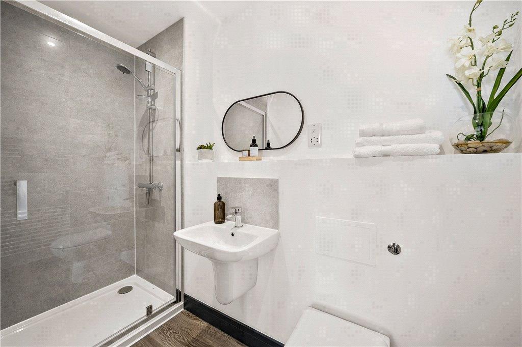 En-Suite Shower