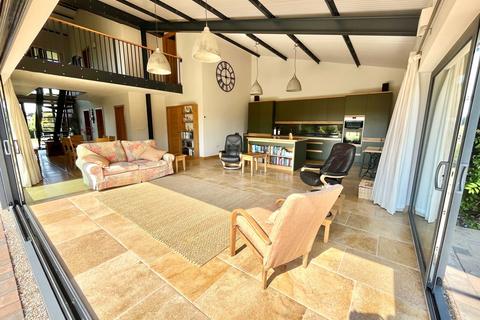 4 bedroom detached house for sale, Cargate Common, Tibenham