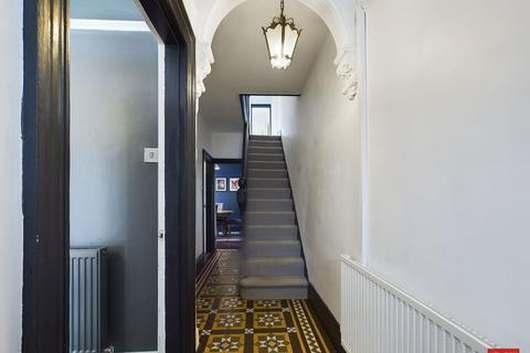 3 bedroom semi-detached house for sale, Central Road, Gloucester GL1