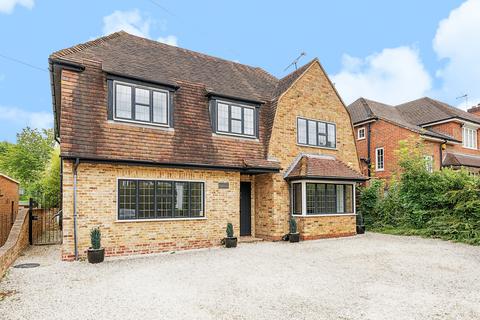 5 bedroom detached house for sale, Ridgeway Close, Oxshott, KT22