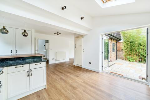 5 bedroom detached house for sale, Ridgeway Close, Oxshott, KT22