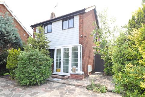 3 bedroom detached house for sale, Down Hall Road, Rayleigh, SS6