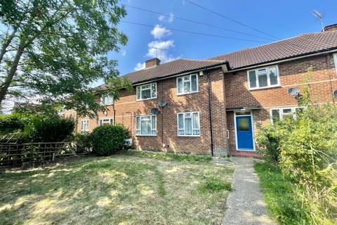 Chester Road, Loughton, IG10