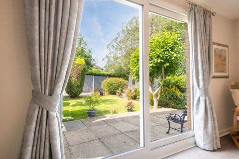 50 Brindley Crescent, Sheffield, S8 8PZ