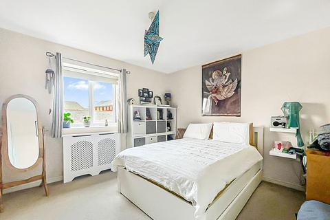 3 Old Spot Walk, Gloucester, GL1 2BT