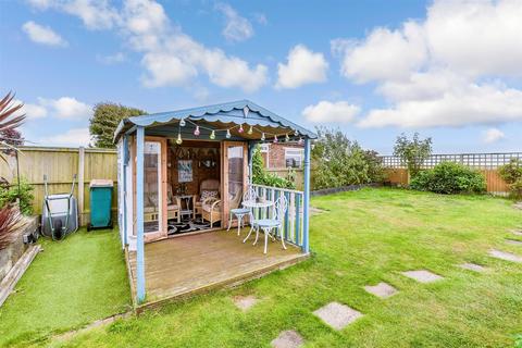 93 Dunes Road, Greatstone, New Romney, TN28 8SW