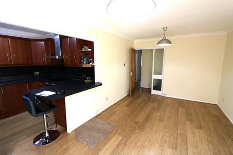 2 bedroom maisonette to rent, Hampton Close, Bragbury End, Stevenage, SG2