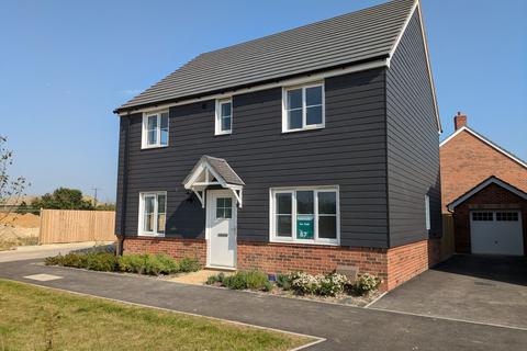 4 bedroom detached house for sale, Cockayne Way, Selsey, PO20