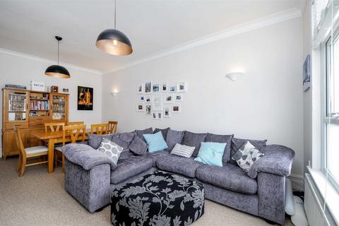 2 bedroom apartment for sale, Chandos Road, London, NW2