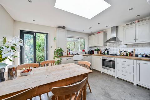 3 bedroom house for sale, Faversham Road, Catford, London, SE6