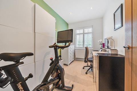 116 Tilehurst Road, London, SW18 3EY