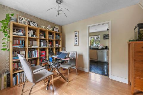 15 Marston Beck, Springfield, Chelmsford, CM2 6RL