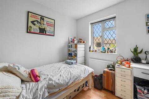 15 Marston Beck, Springfield, Chelmsford, CM2 6RL