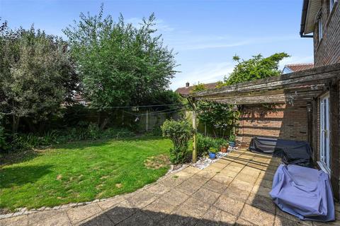 15 Marston Beck, Springfield, Chelmsford, CM2 6RL