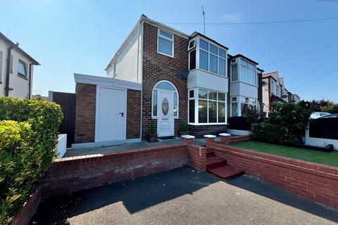 3 bedroom semi-detached house for sale, Fleetwood Road North, Thornton FY5