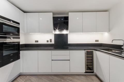 2 bedroom apartment to rent, Wiverton Tower, Aldgate Place, London, E1