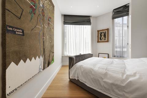 2 bedroom flat to rent, Westbourne Grove, London