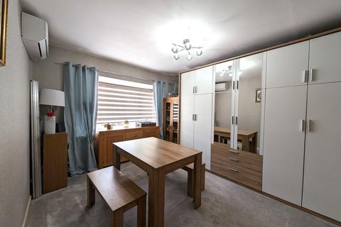 6 Eagley Drive, Bury, BL8 2NF
