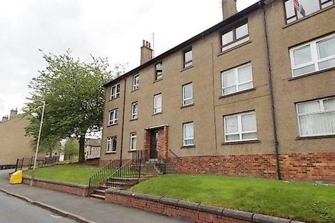 3 bedroom flat to rent, Loganlee Terrace, Dundee, DD2