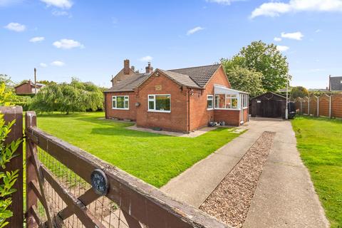 2 bedroom detached bungalow for sale, West Street, Market Rasen LN7