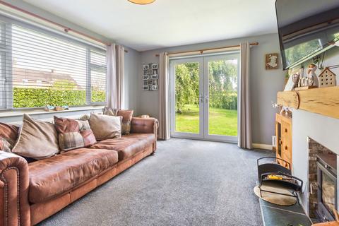 2 bedroom detached bungalow for sale, West Street, Market Rasen LN7