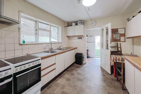 56 Waddon Road, Croydon, CR0 4JD