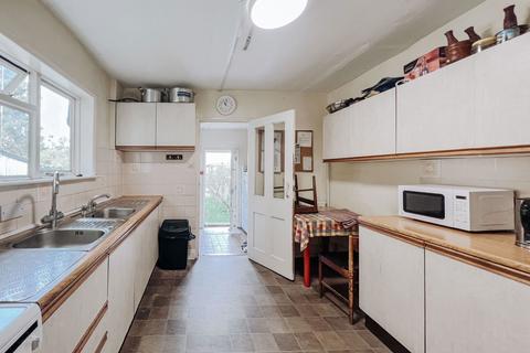 56 Waddon Road, Croydon, CR0 4JD