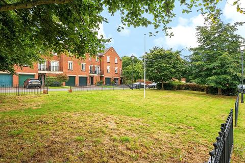 63 Gras Lawn, Exeter, EX2 4SZ