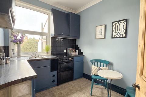 2 bedroom flat for sale, Park Avenue, Knaresborough