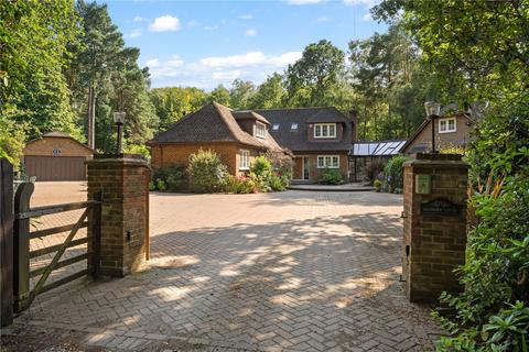 6 bedroom detached house for sale, Houston Way, Berkshire RG45