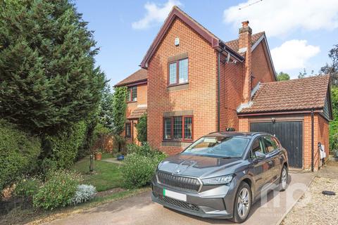 5 bedroom detached house for sale, Beechwood Court, Wymondham NR18