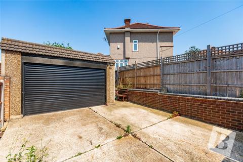 6 Silvermere Avenue, Romford, RM5 2QA