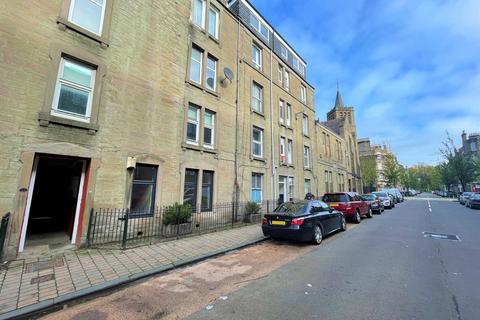 2 bedroom flat to rent, Park Avenue, Dundee, DD4