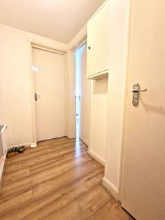 undefined, MILLINERS WAY, LU3