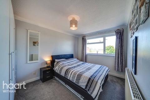 25 Bryony Close, Witham, CM8 2XE