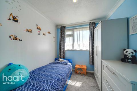 25 Bryony Close, Witham, CM8 2XE