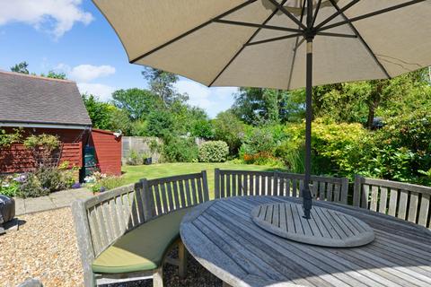 Graysbrook Combe Lane, Wormley, Godalming, GU8 5SX