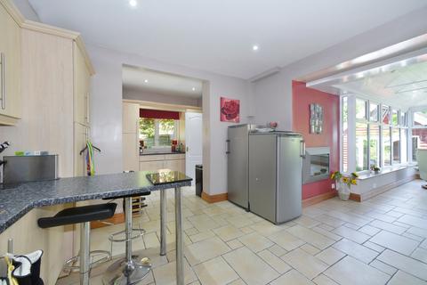 Graysbrook Combe Lane, Wormley, Godalming, GU8 5SX