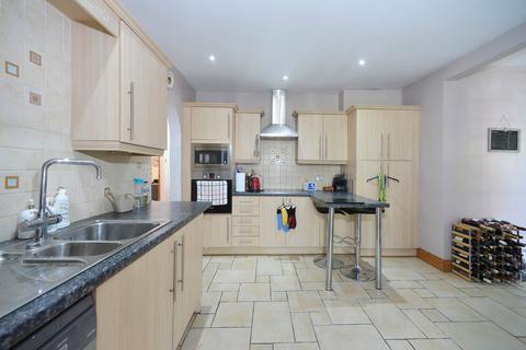 Graysbrook Combe Lane, Wormley, Godalming, GU8 5SX