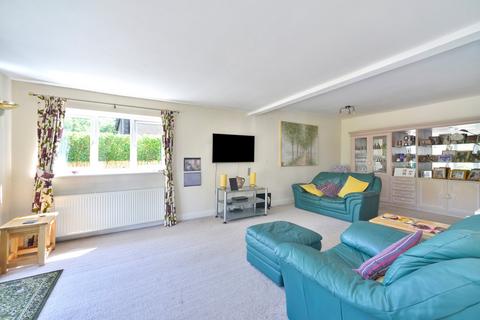 Graysbrook Combe Lane, Wormley, Godalming, GU8 5SX