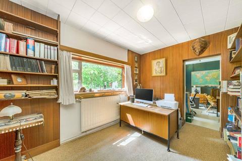 5 bedroom detached house for sale, Green Lane, Hertfordshire WD19