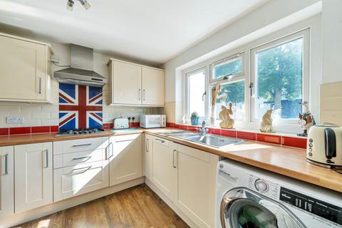 91 Ashbourne, Bracknell, RG12 8SH