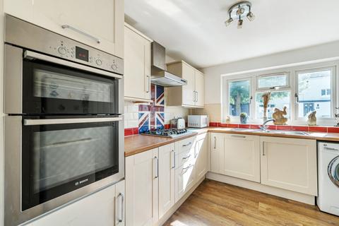 91 Ashbourne, Bracknell, RG12 8SH